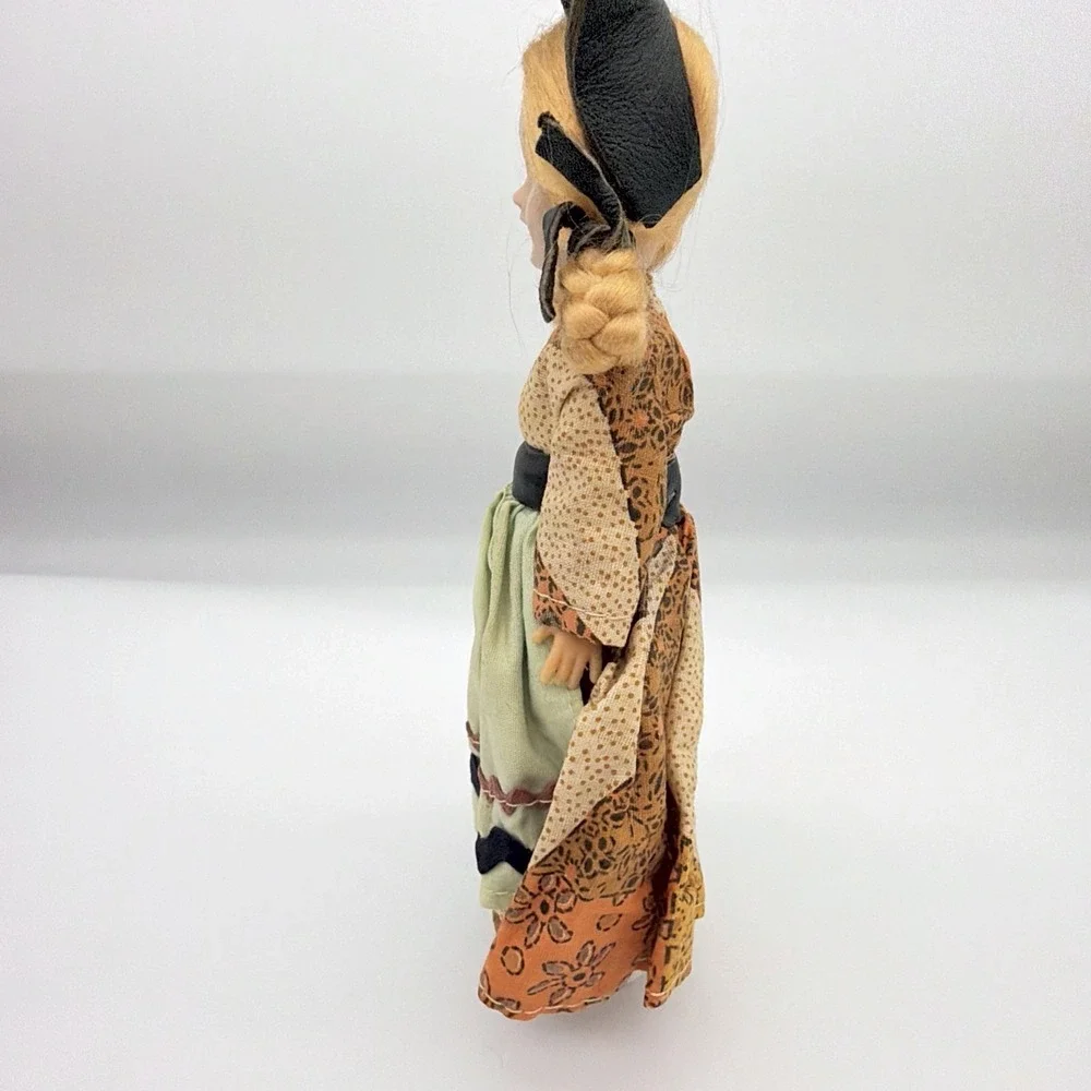 Carlson VTG Doll Plastic Sleep Eyes Blonde Braids Folk